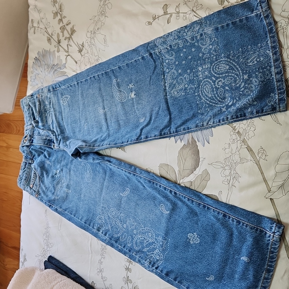Zara loose  jeans.